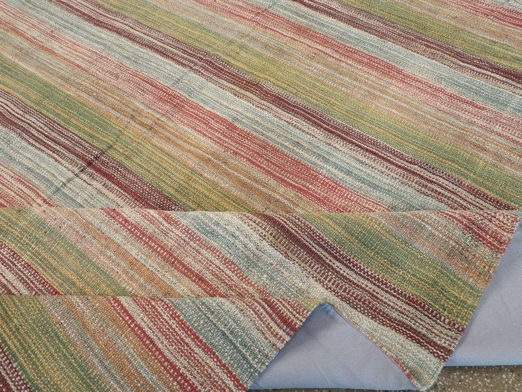 Modern Turkish Flatweave Room Size Carpet, No.30845 - Galerie Shabab