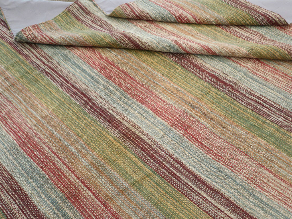 Modern Turkish Flatweave Room Size Carpet, No.30845 - Galerie Shabab