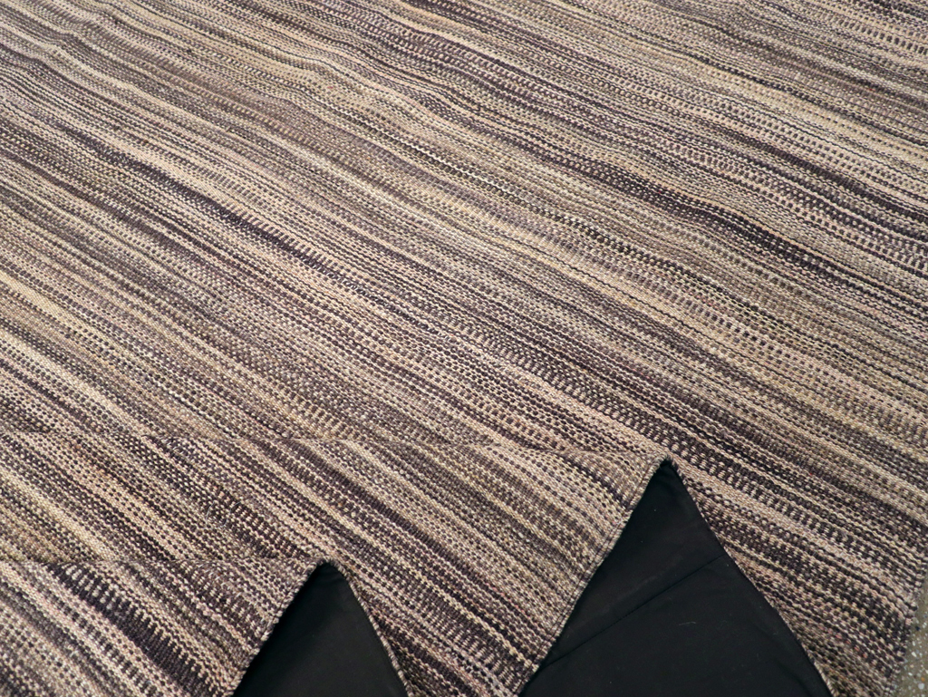 Modern Turkish Flatweave Kilim Large Room Size Carpet, No.30847 - Galerie Shabab