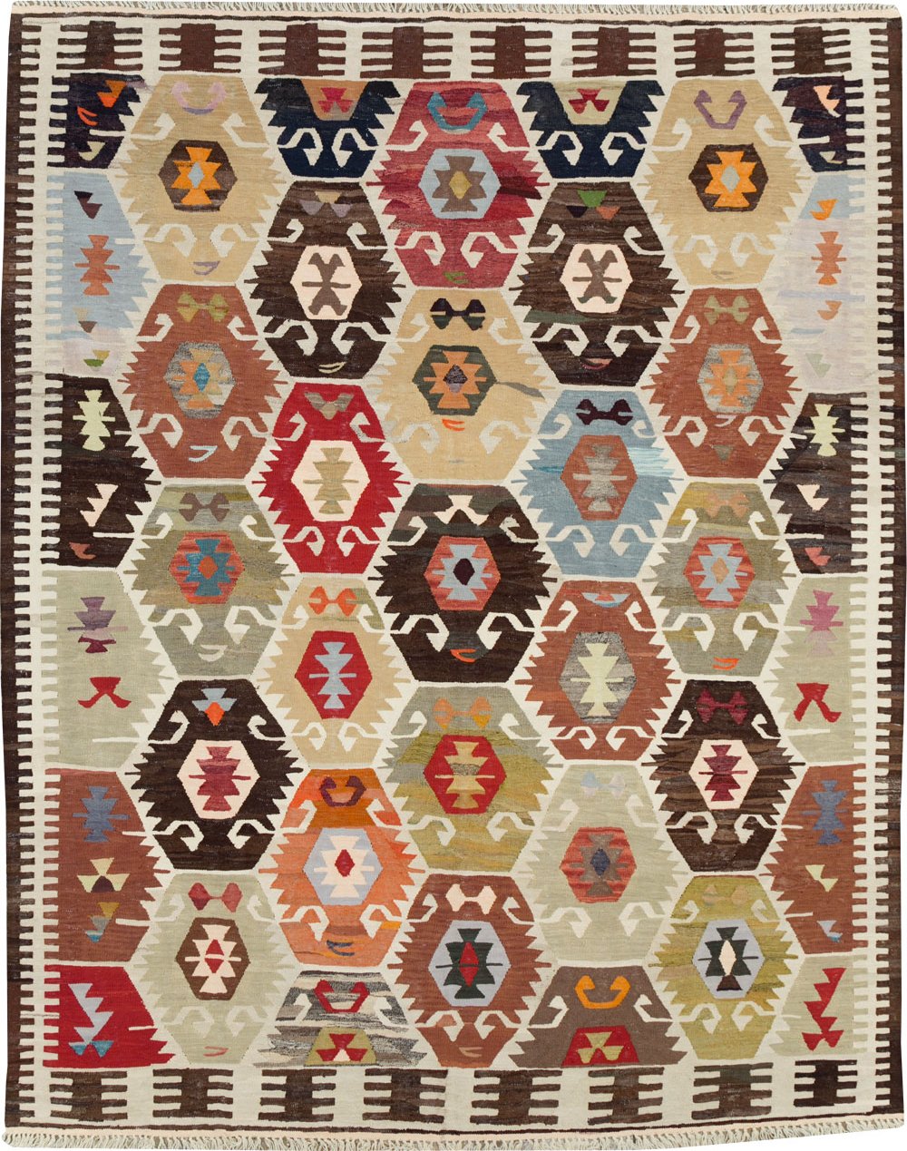 Contemporary Turkish Flatweave Kilim Room Size Carpet, No.30863 - Galerie Shabab
