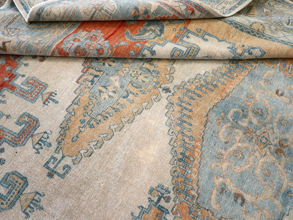 Vintage Persian Veece Room Size Carpet, No.30871 - Galerie Shabab