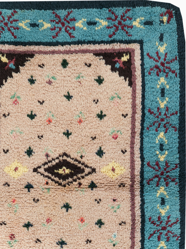Vintage European Shag Rug, No.30874 - Galerie Shabab