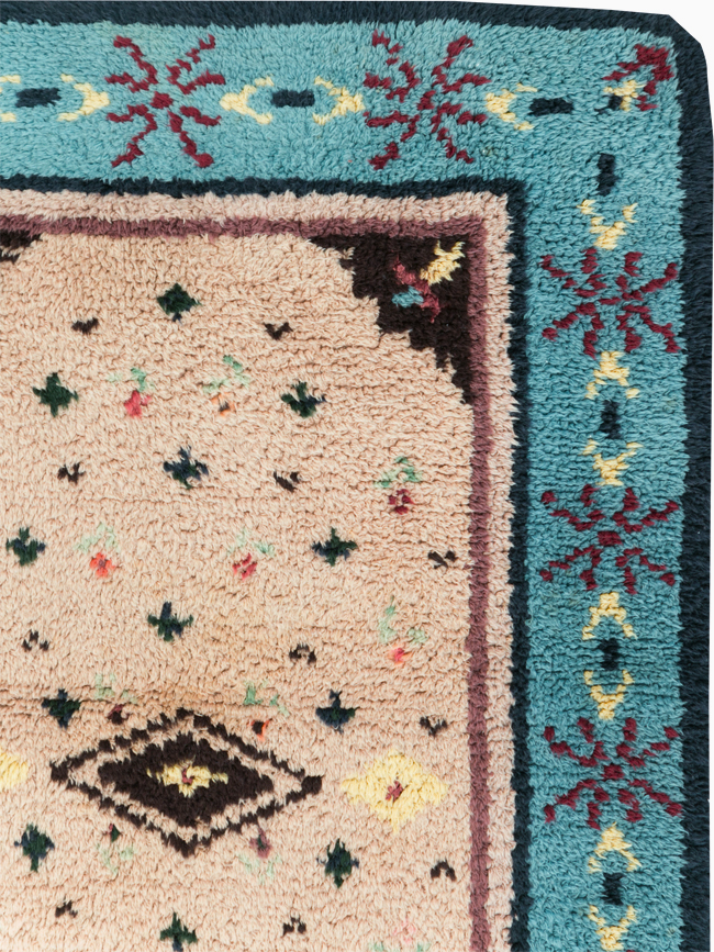 Vintage European Shag Rug, No.30874 - Galerie Shabab