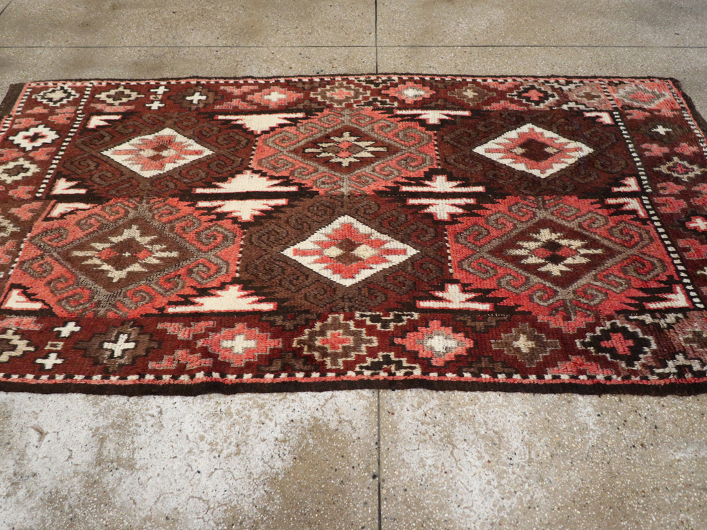 Vintage Central Asian Turkoman Gallery Rug, No.30878 - Galerie Shabab