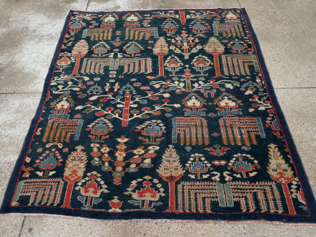 Antique Persian Sultanabad Rug, No.30879 - Galerie Shabab