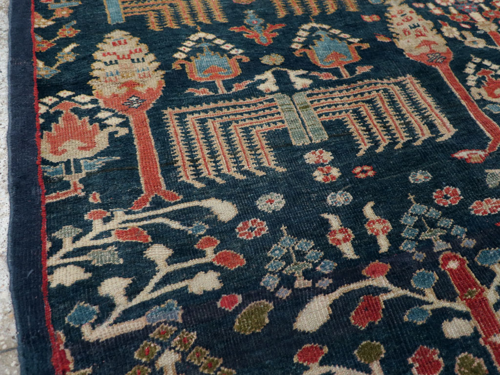 Antique Persian Sultanabad Rug, No.30879 - Galerie Shabab