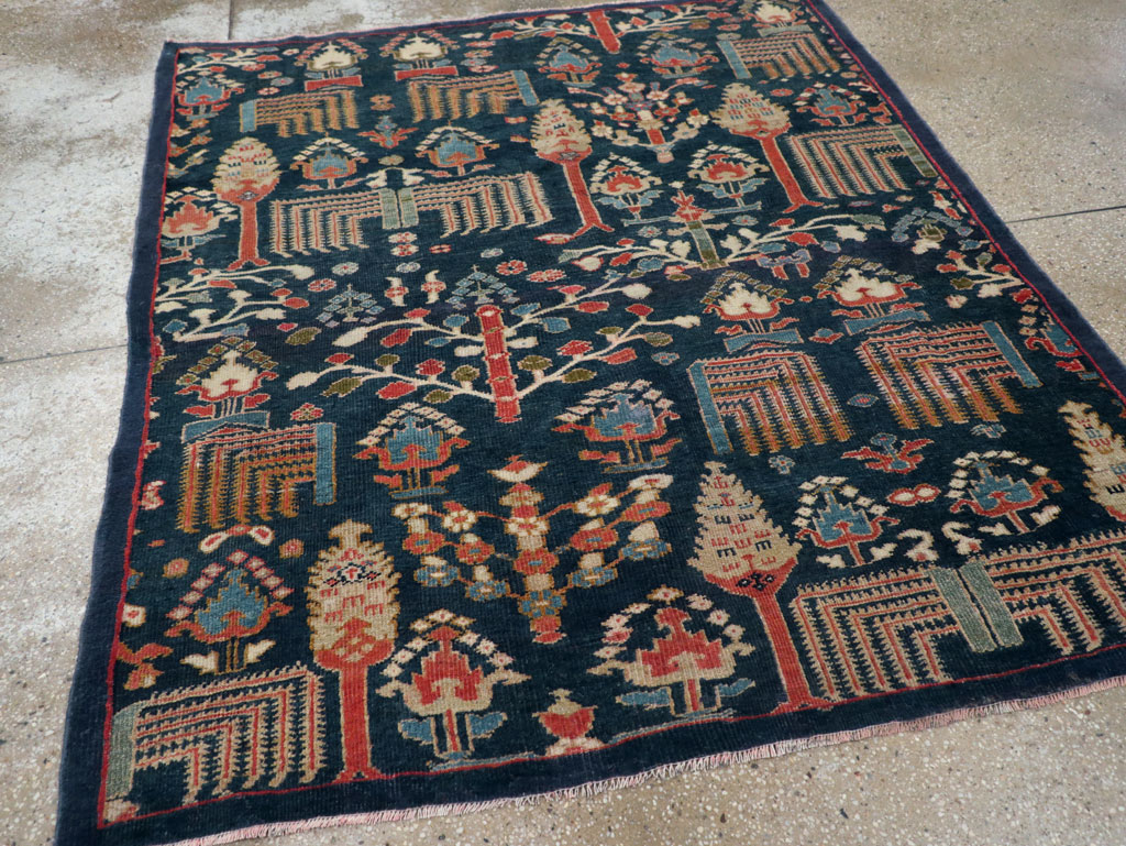 Antique Persian Sultanabad Rug, No.30879 - Galerie Shabab