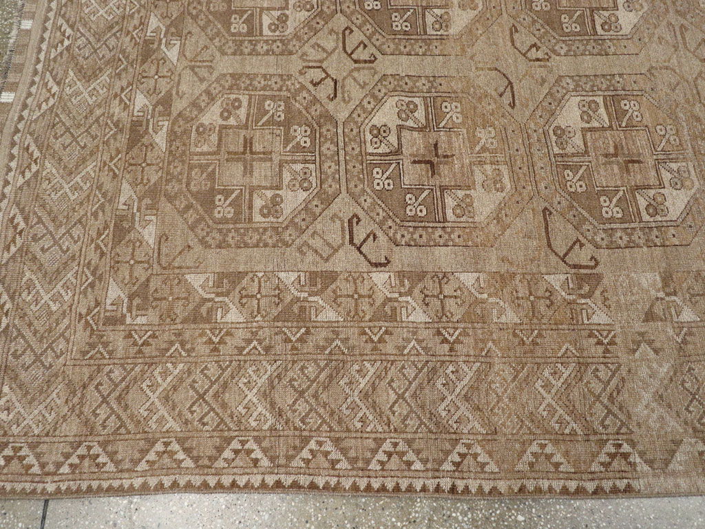 Vintage Central Asian Turkoman Tribal Room Size Carpet, No.30883 - Galerie Shabab