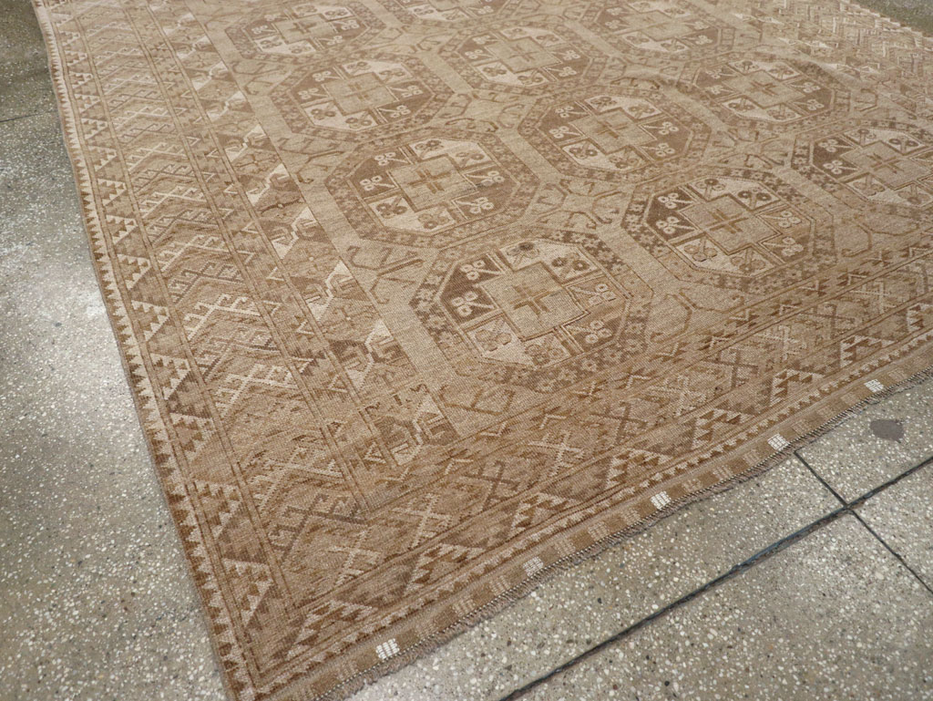 Vintage Central Asian Turkoman Tribal Room Size Carpet, No.30883 - Galerie Shabab