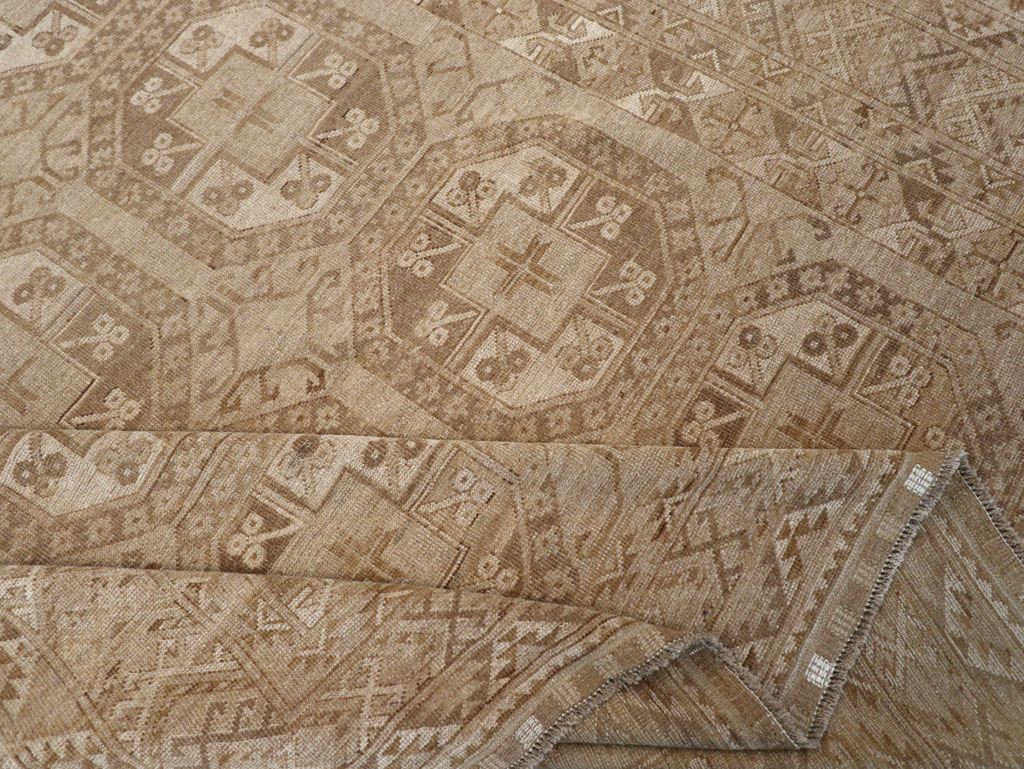 Vintage Central Asian Turkoman Tribal Room Size Carpet, No.30883 - Galerie Shabab