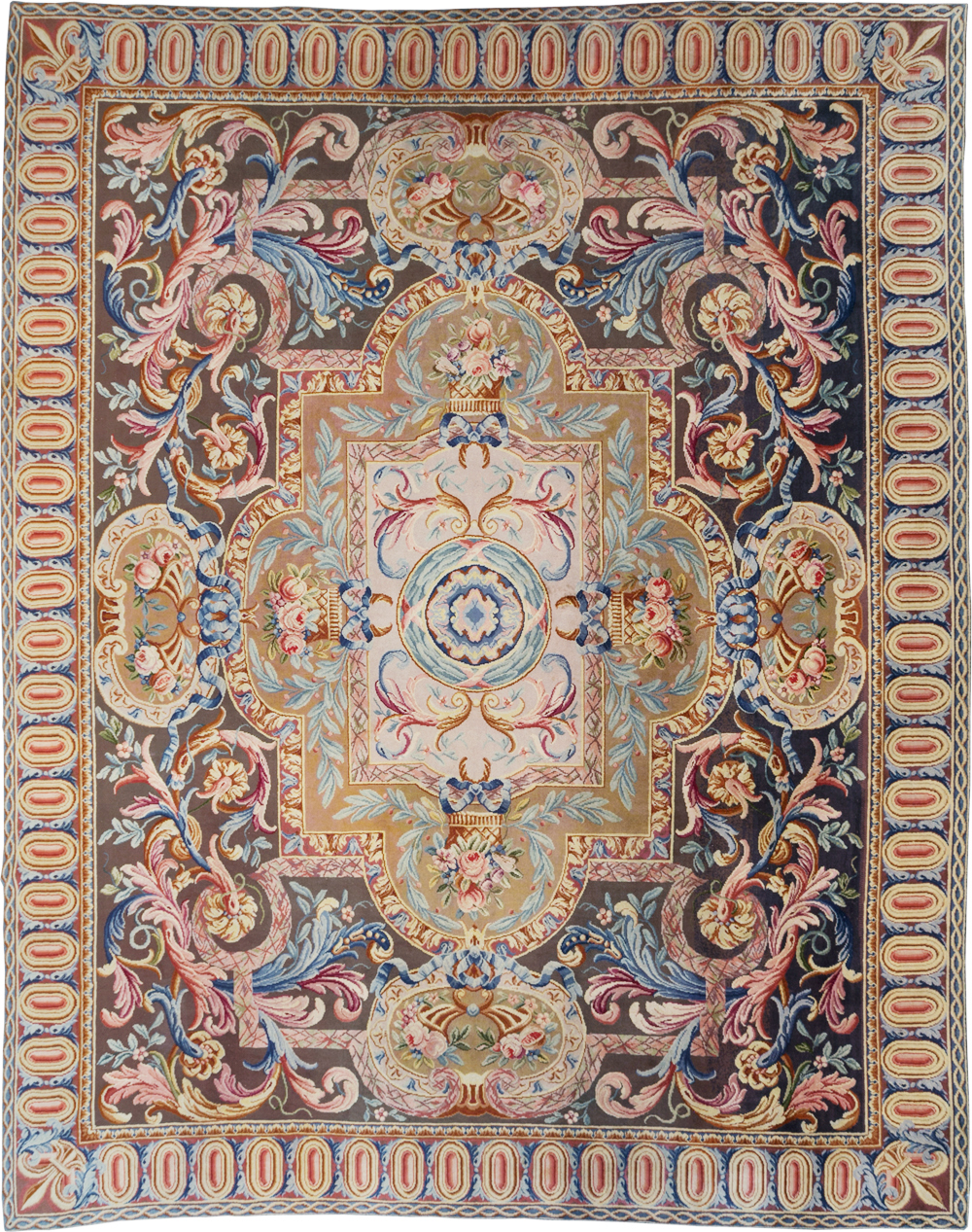 Antique French Savonnerie Large Room Size Carpet, No.30897 - Galerie Shabab
