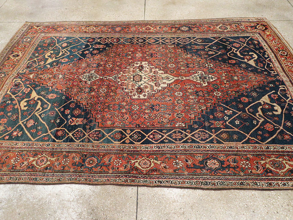 Antique Persian Bidjar Accent Rug, No.30899 - Galerie Shabab
