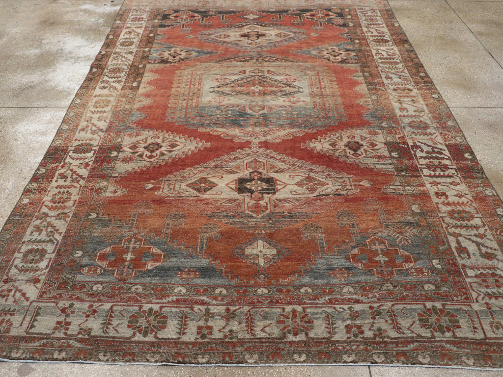 Antique Persian Veece Room Size Carpet, No.30906 - Galerie Shabab