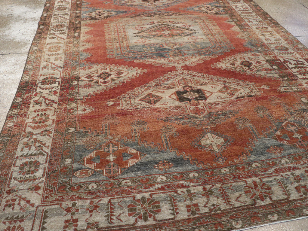 Antique Persian Veece Room Size Carpet, No.30906 - Galerie Shabab