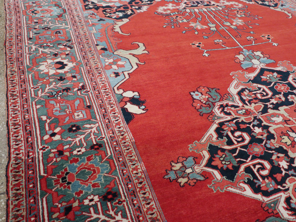 Antique Persian Serapi Room Size Carpet, No.30912 - Galerie Shabab