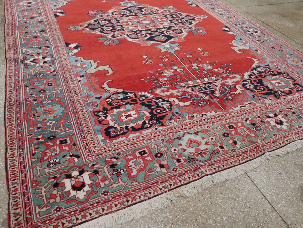 Antique Persian Serapi Room Size Carpet, No.30912 - Galerie Shabab