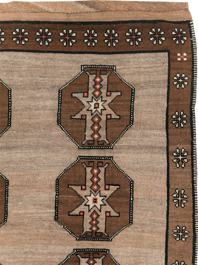 Vintage Turkish Anatolian Carpet, No.30920 - Galerie Shabab