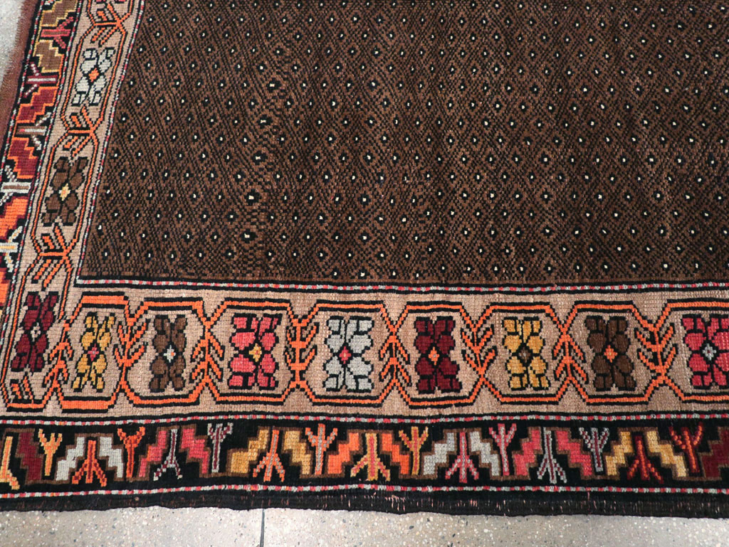 Vintage Turkish Anatolian Gallery Carpet, No.30922 - Galerie Shabab