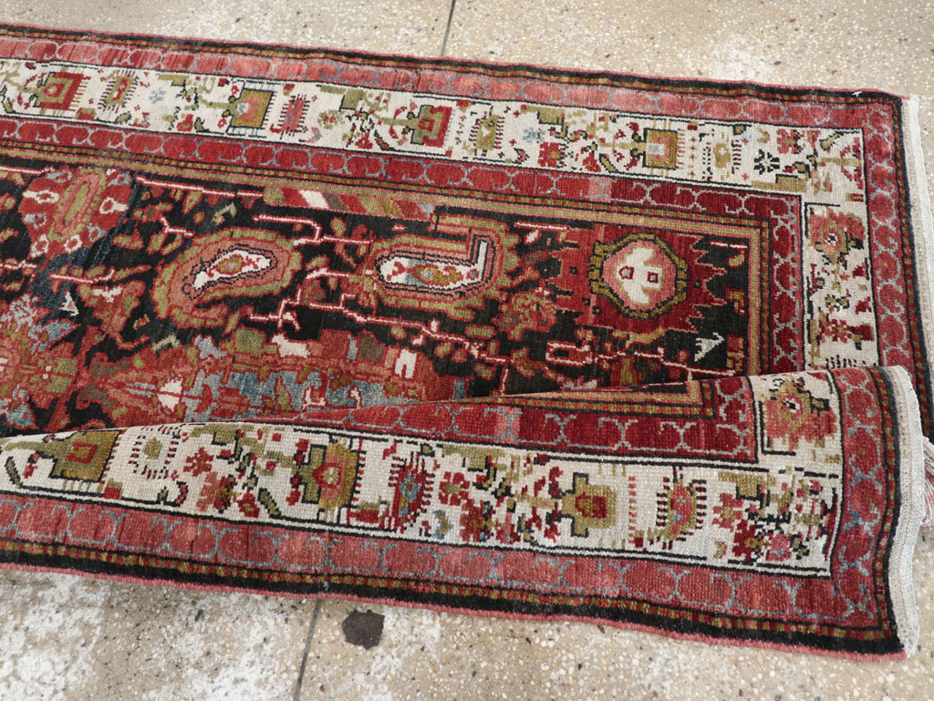 Vintage Persian Malayer Runner, No.30923 - Galerie Shabab