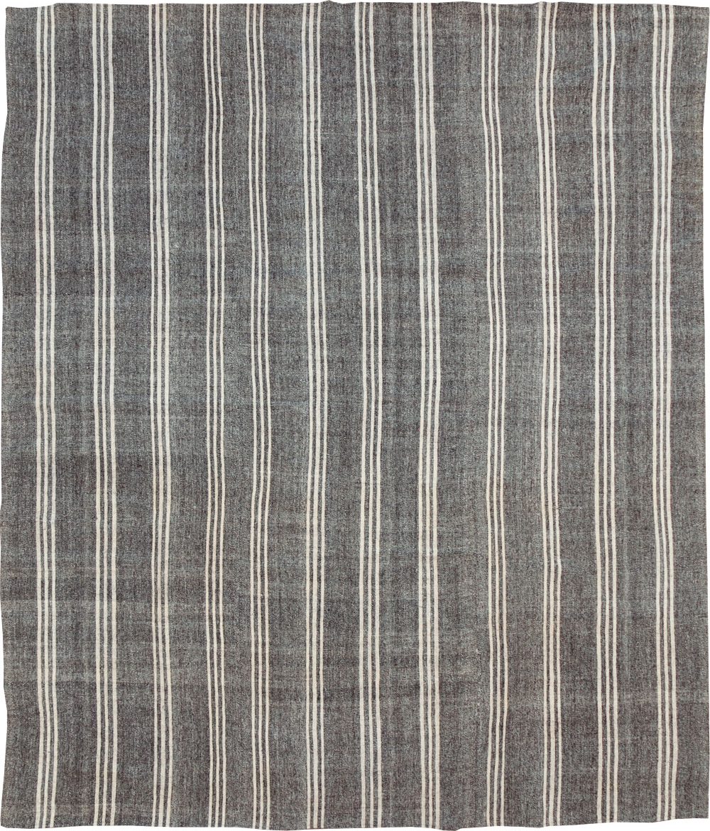 Vintage Turkish Flatweave Room Size Carpet, No.30924 - Galerie Shabab
