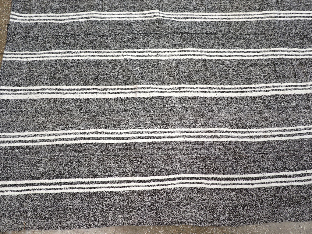 Vintage Turkish Flatweave Kilim Small Room Size Carpet, No.30925 - Galerie Shabab