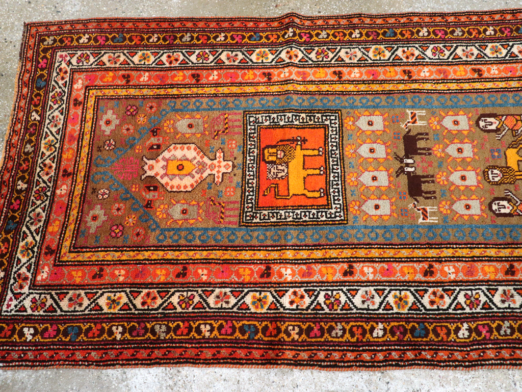 Vintage Anatolian Pictorial Rug, No.30928 - Galerie Shabab