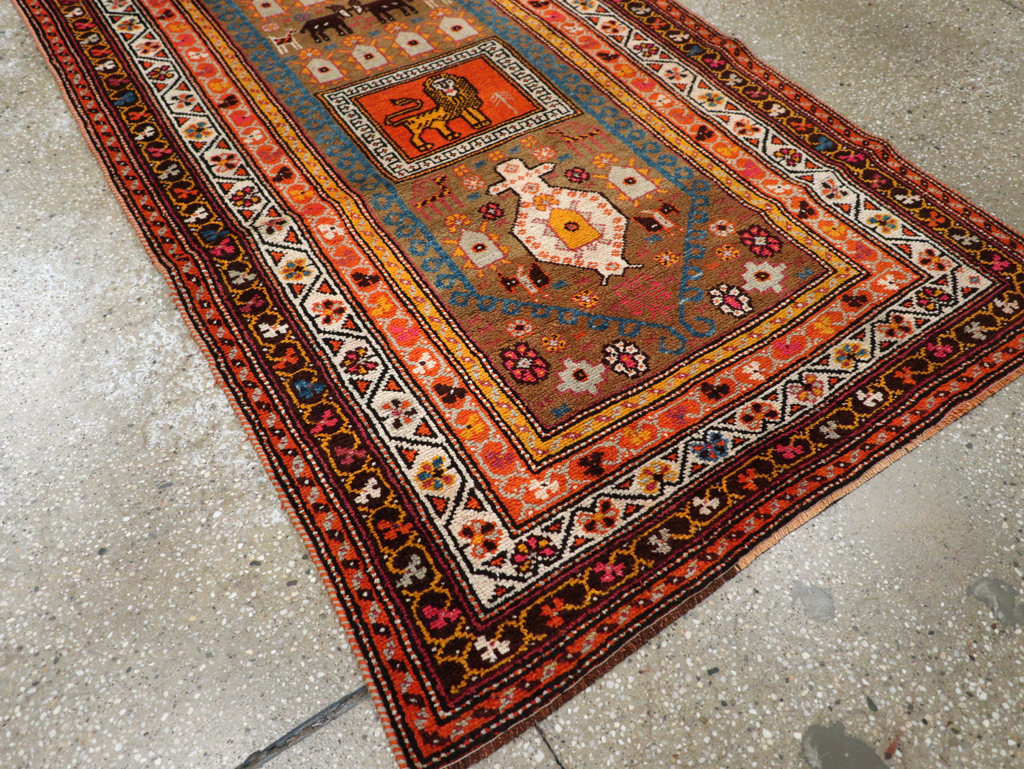 Vintage Anatolian Pictorial Rug, No.30928 - Galerie Shabab