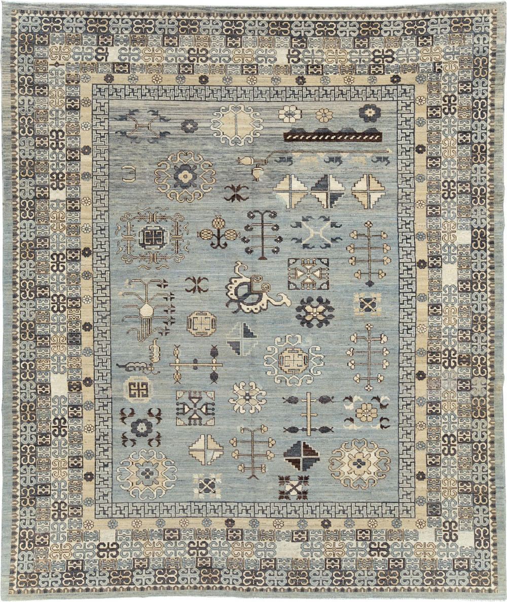 Contemporary East Turkestan Khotan Room Size Carpet, No.30931 - Galerie Shabab