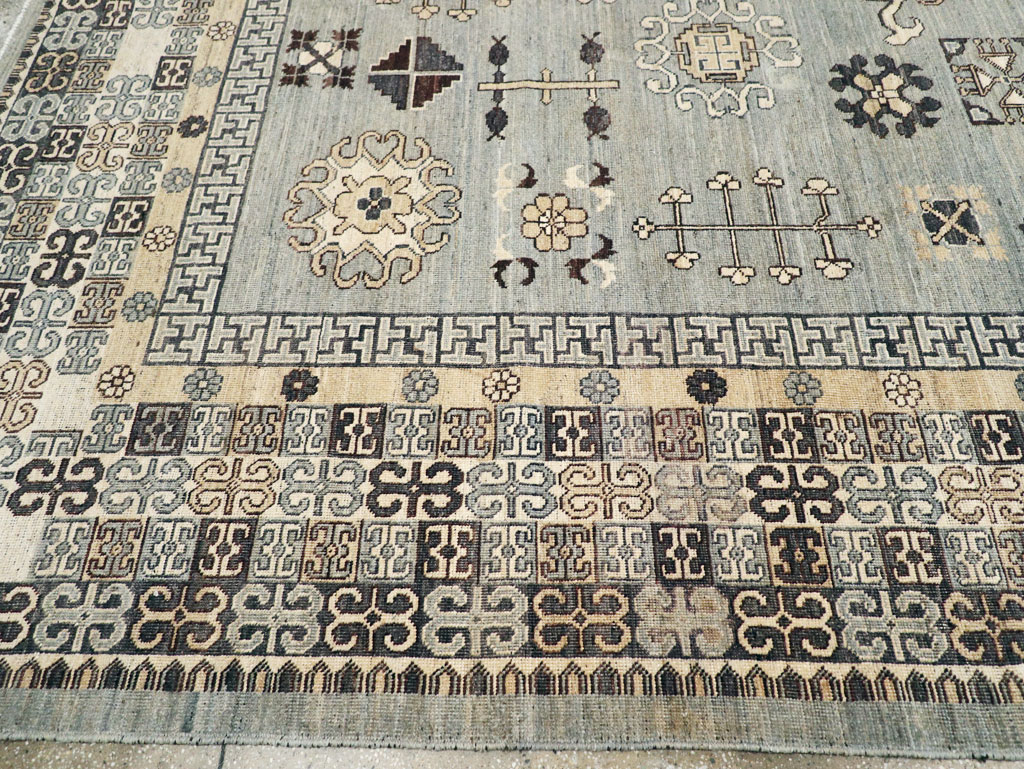 Contemporary East Turkestan Khotan Room Size Carpet, No.30931 - Galerie Shabab