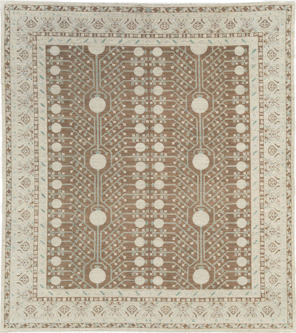Modern East Turkestan Khotan Large Room Size Carpet, No.30934 - Galerie Shabab
