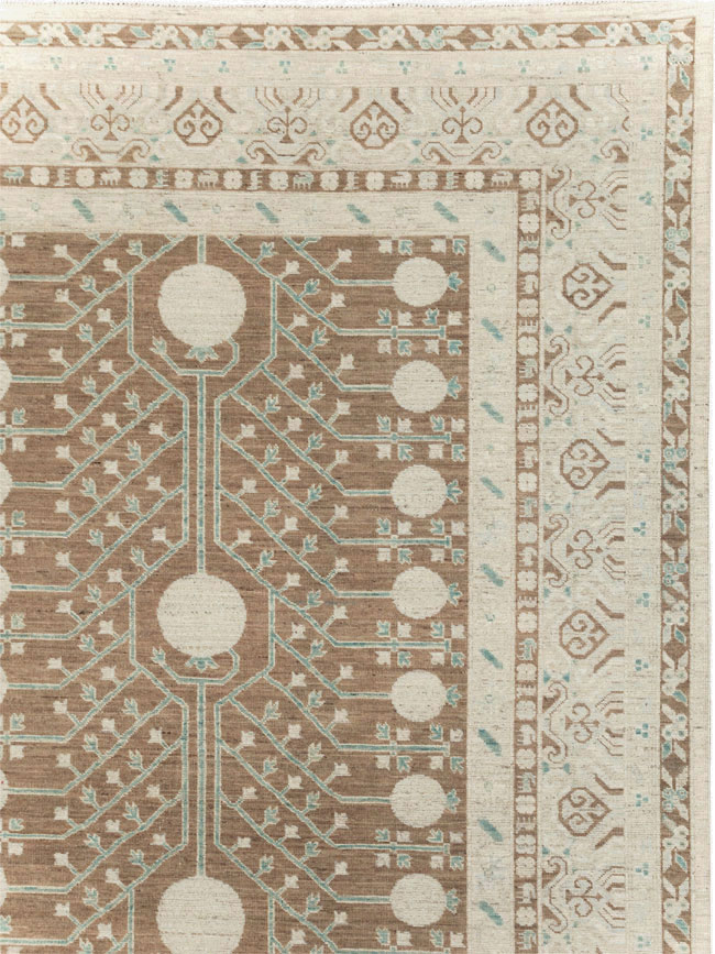 Modern East Turkestan Khotan Large Room Size Carpet, No.30934 - Galerie Shabab