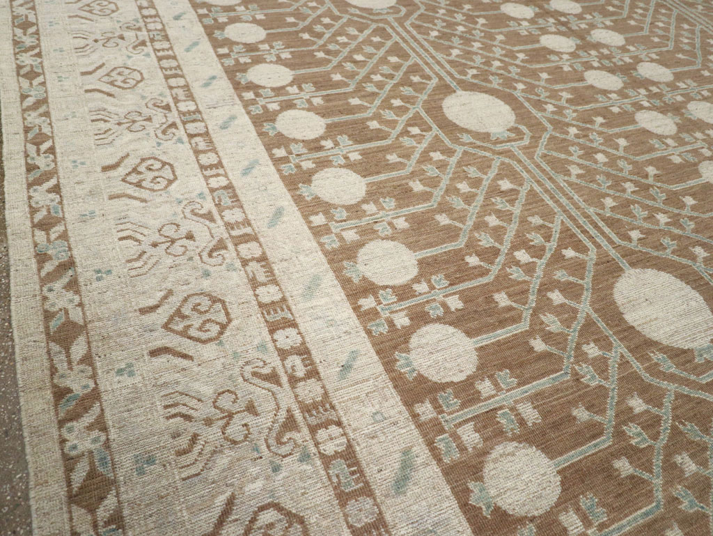 Modern East Turkestan Khotan Large Room Size Carpet, No.30934 - Galerie Shabab