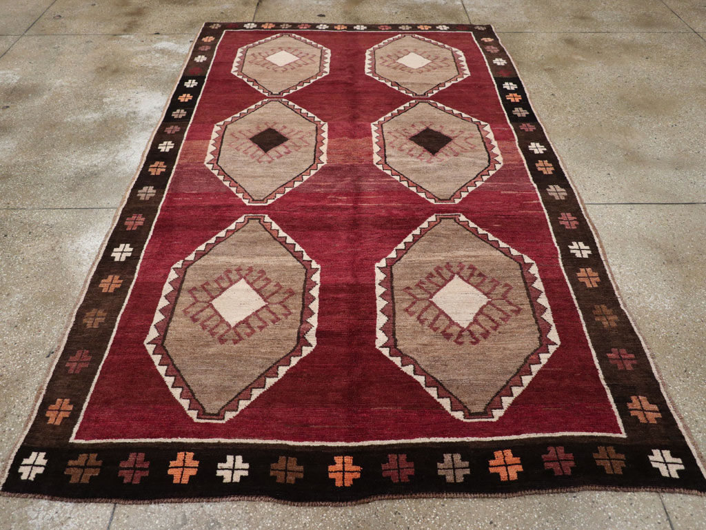 Vintage Turkish Anatolian Accent Carpet, No.30937 - Galerie Shabab