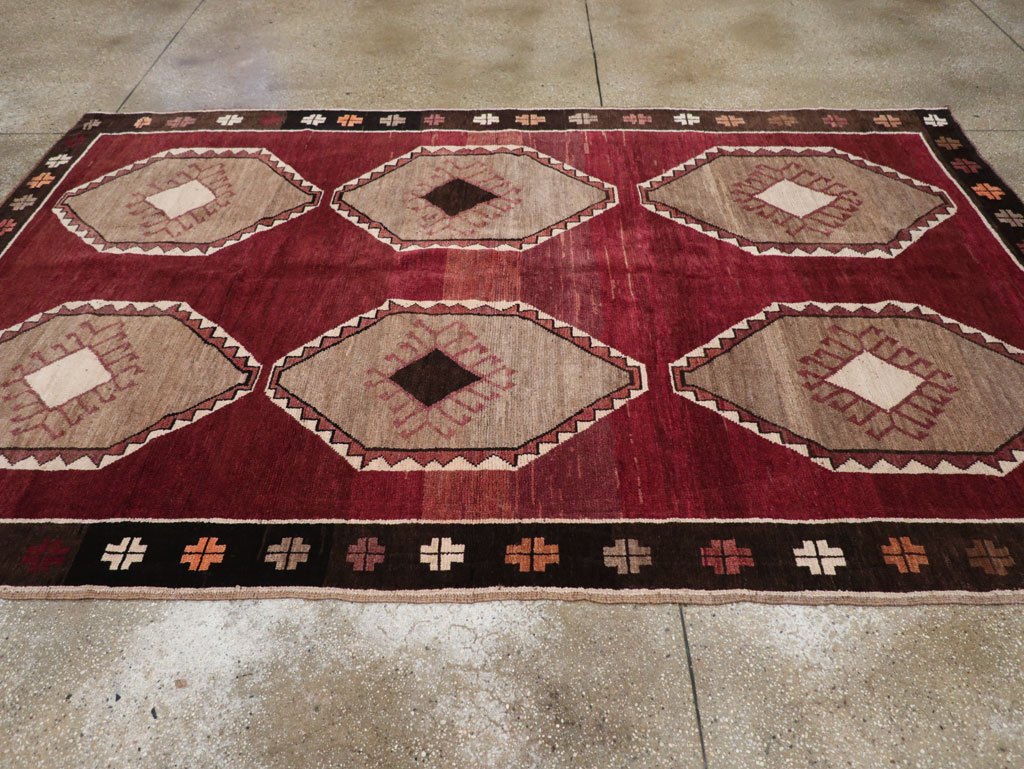 Vintage Turkish Anatolian Accent Carpet, No.30937 - Galerie Shabab