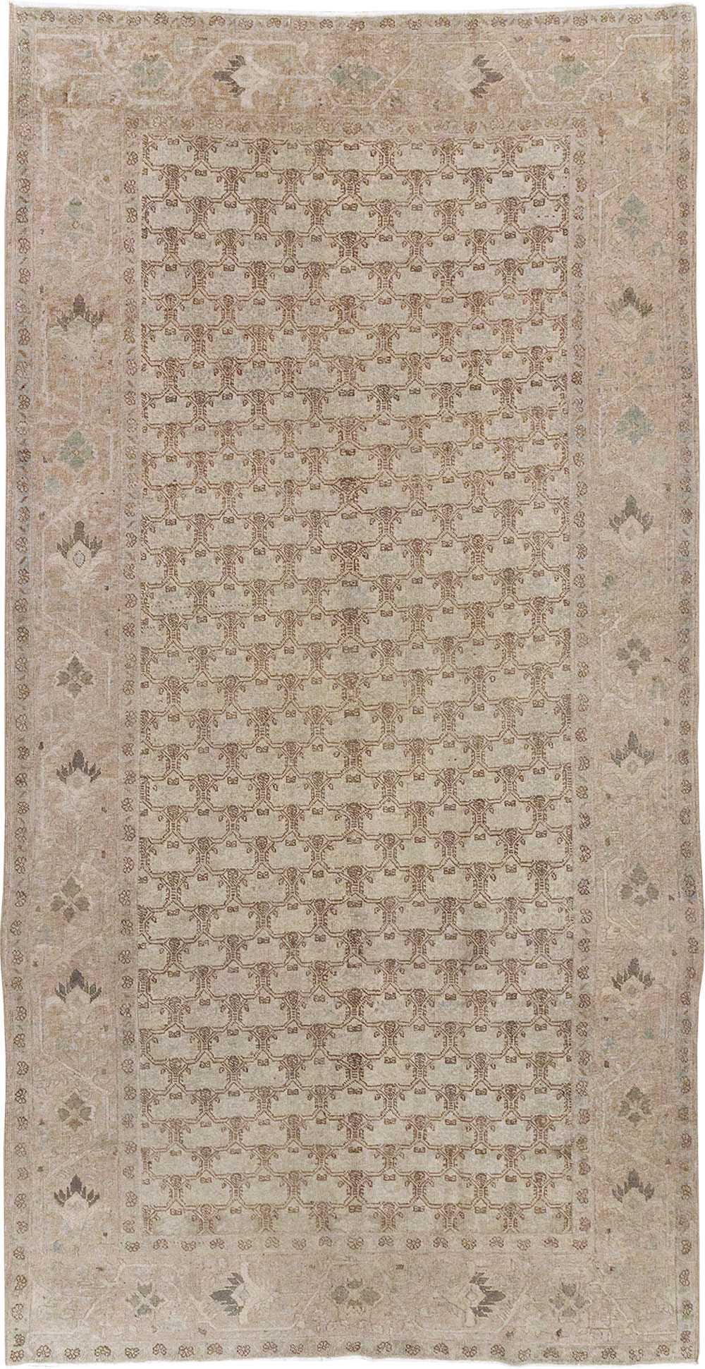 Vintage Persian Gallery Tabriz Carpet, No.30944 - Galerie Shabab