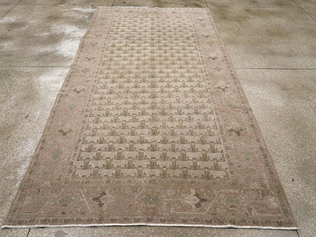 Vintage Persian Gallery Tabriz Carpet, No.30944 - Galerie Shabab