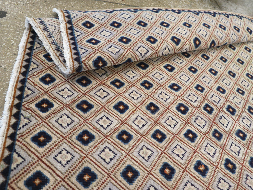 Vintage Persian Kashan Accent Rug (Pair: 1 of 2), No.30945 - Galerie Shabab