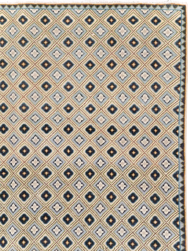 Vintage Persian Kashan Accent Rug (Pair: 2 of 2), No.30946 - Galerie Shabab