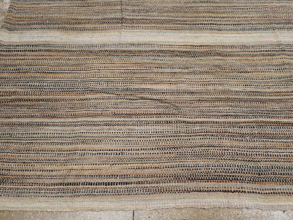 Modern Turkish Flatweave Room Size Carpet, No.30947 - Galerie Shabab