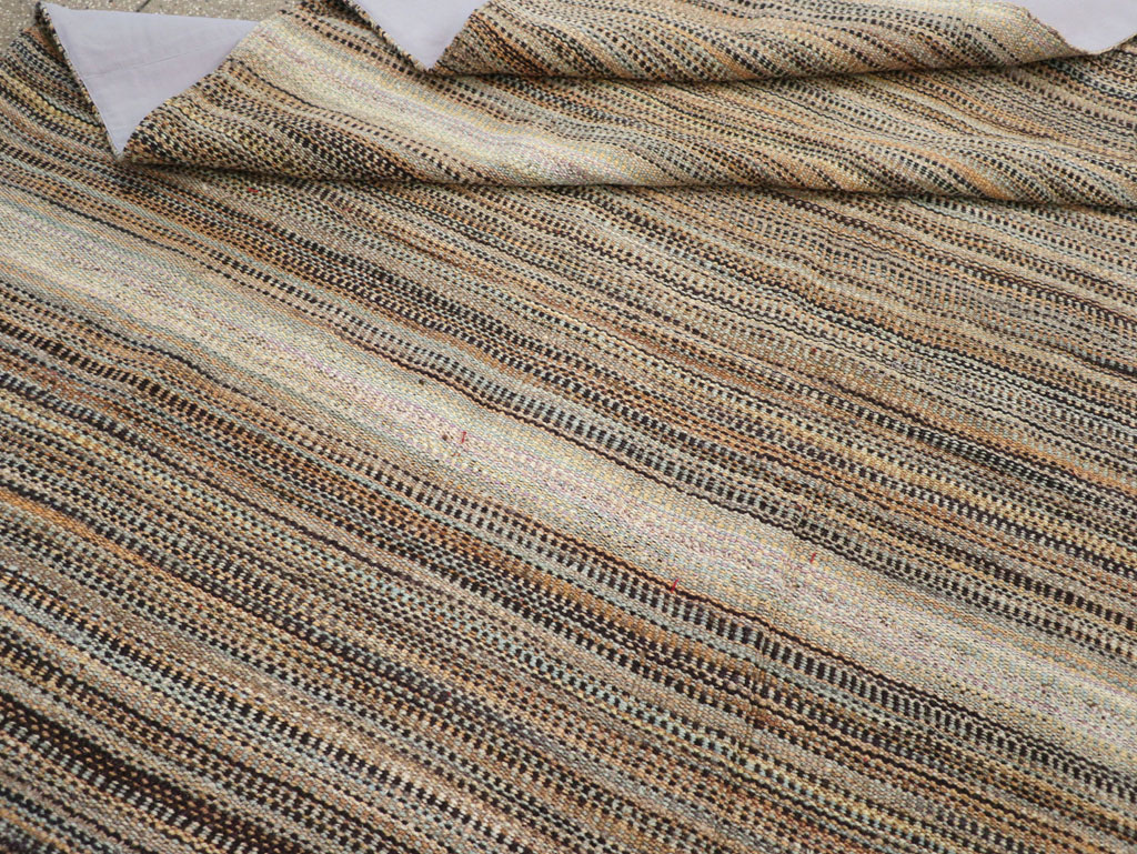 Modern Turkish Flatweave Room Size Carpet, No.30947 - Galerie Shabab