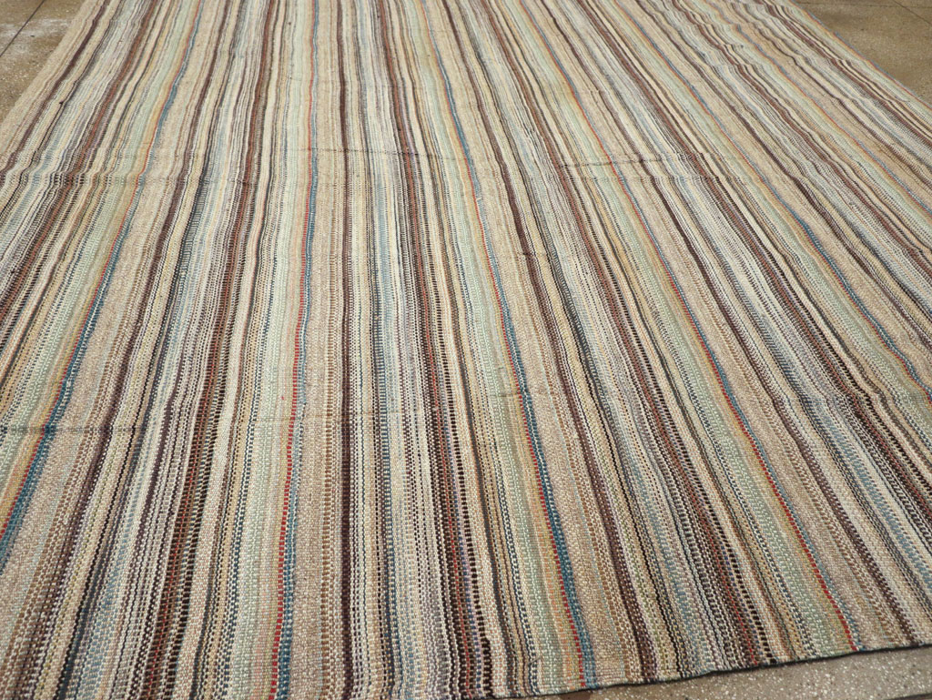 Modern Turkish Flatweave Room Size Carpet, No.30950 - Galerie Shabab