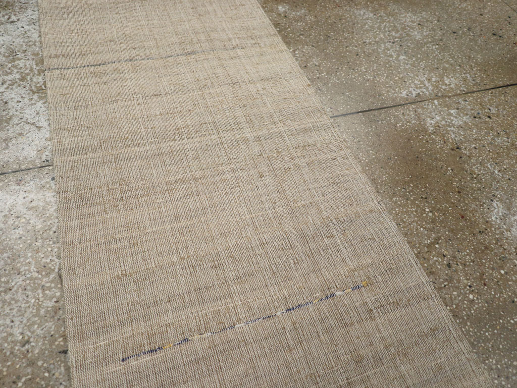 Vintage Turkish Flatweave Kilim Long Runner, No.30964 - Galerie Shabab