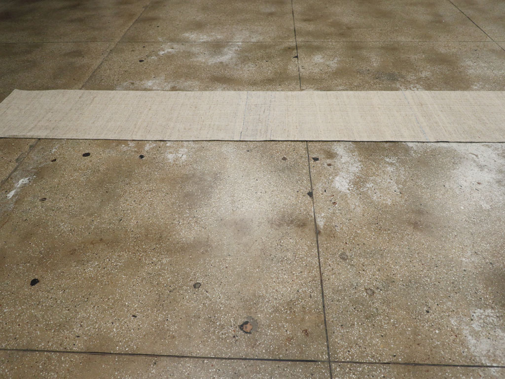 Vintage Turkish Flatweave Kilim Long Runner, No.30964 - Galerie Shabab