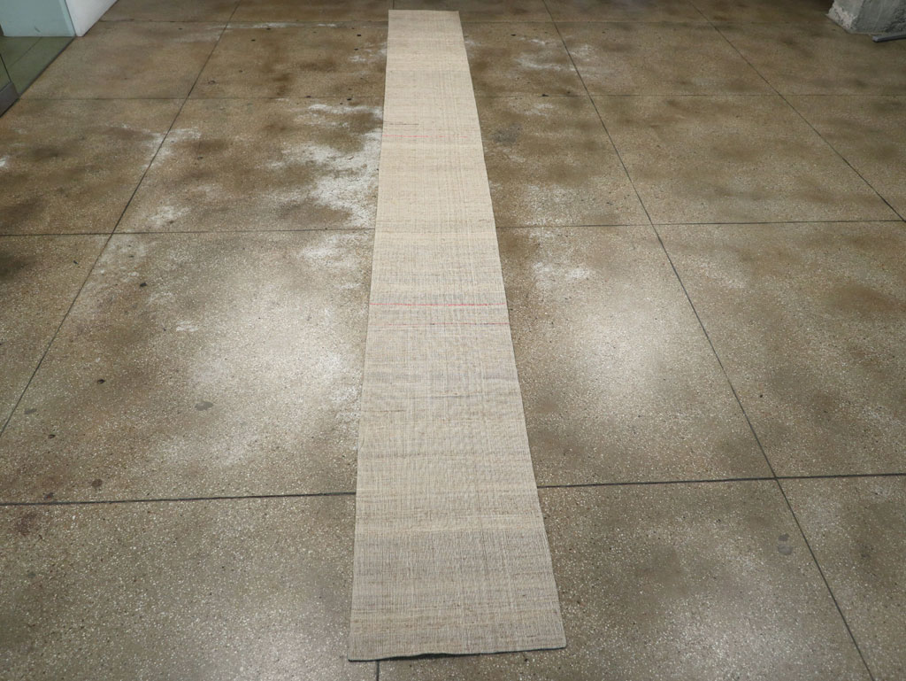 Vintage Turkish Flatweave Kilim Long Runner, No.30965 - Galerie Shabab