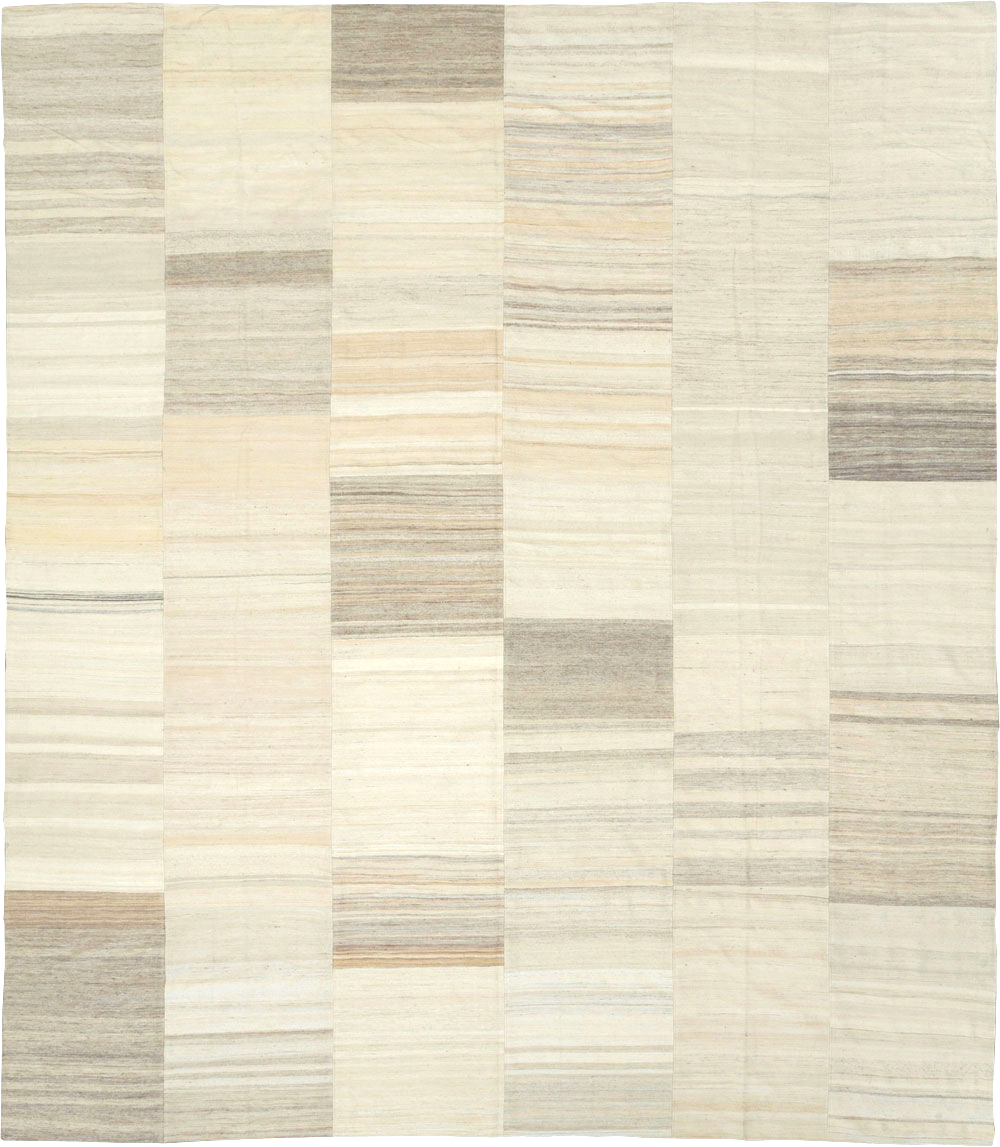 Modern Turkish Flatweave Kilim Large Room Size Carpet, No.30967 - Galerie Shabab