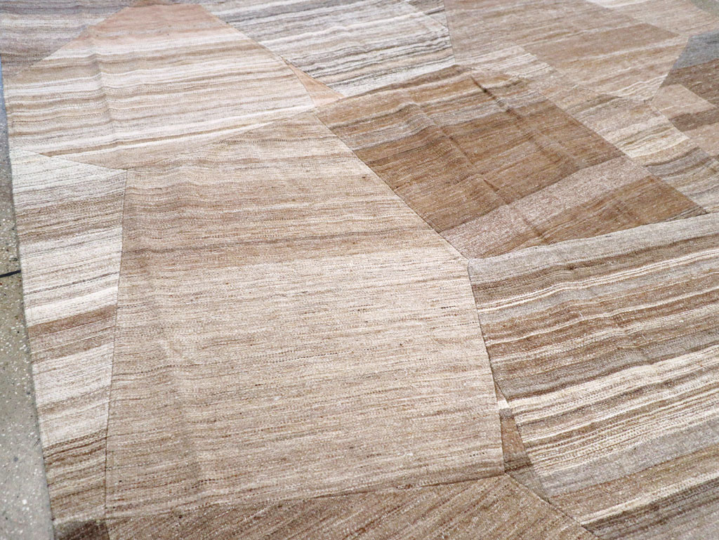 Contemporary Turkish Flatweave Patchwork Style Room Size Carpet, No.30968 - Galerie Shabab