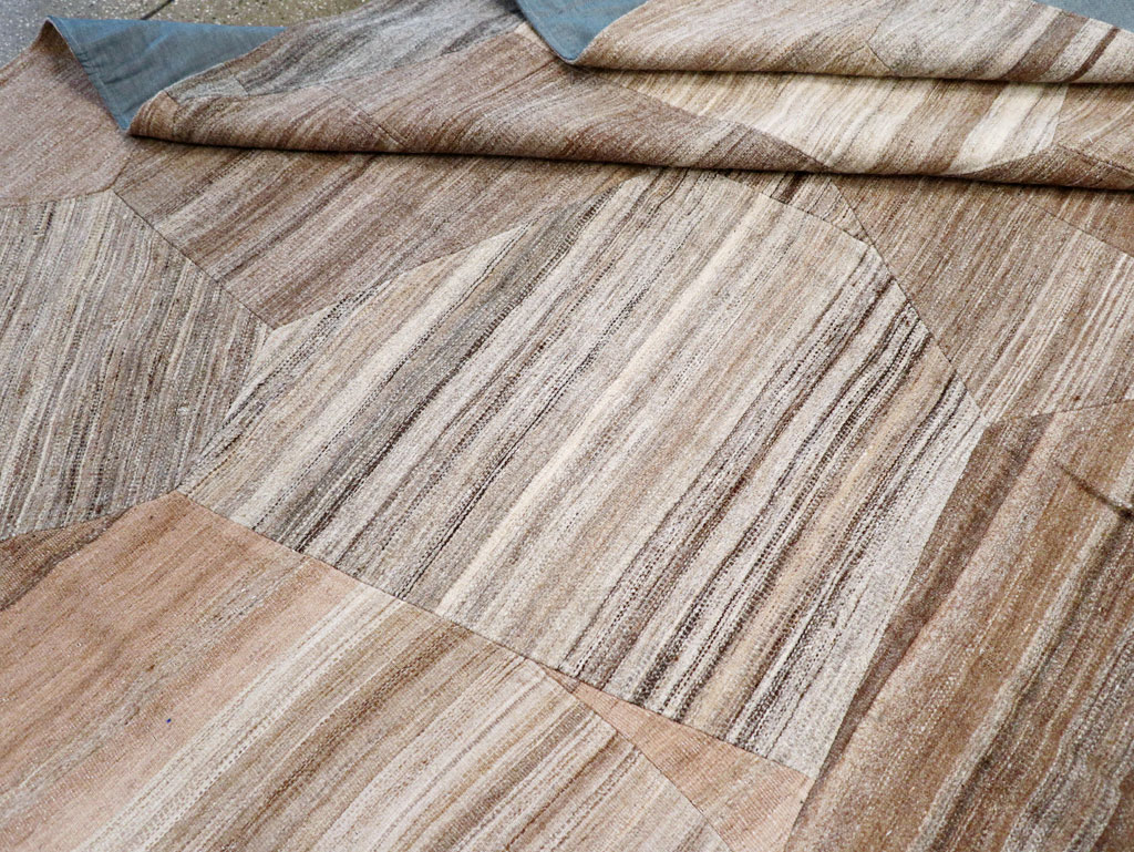 Contemporary Turkish Flatweave Patchwork Style Room Size Carpet, No.30968 - Galerie Shabab