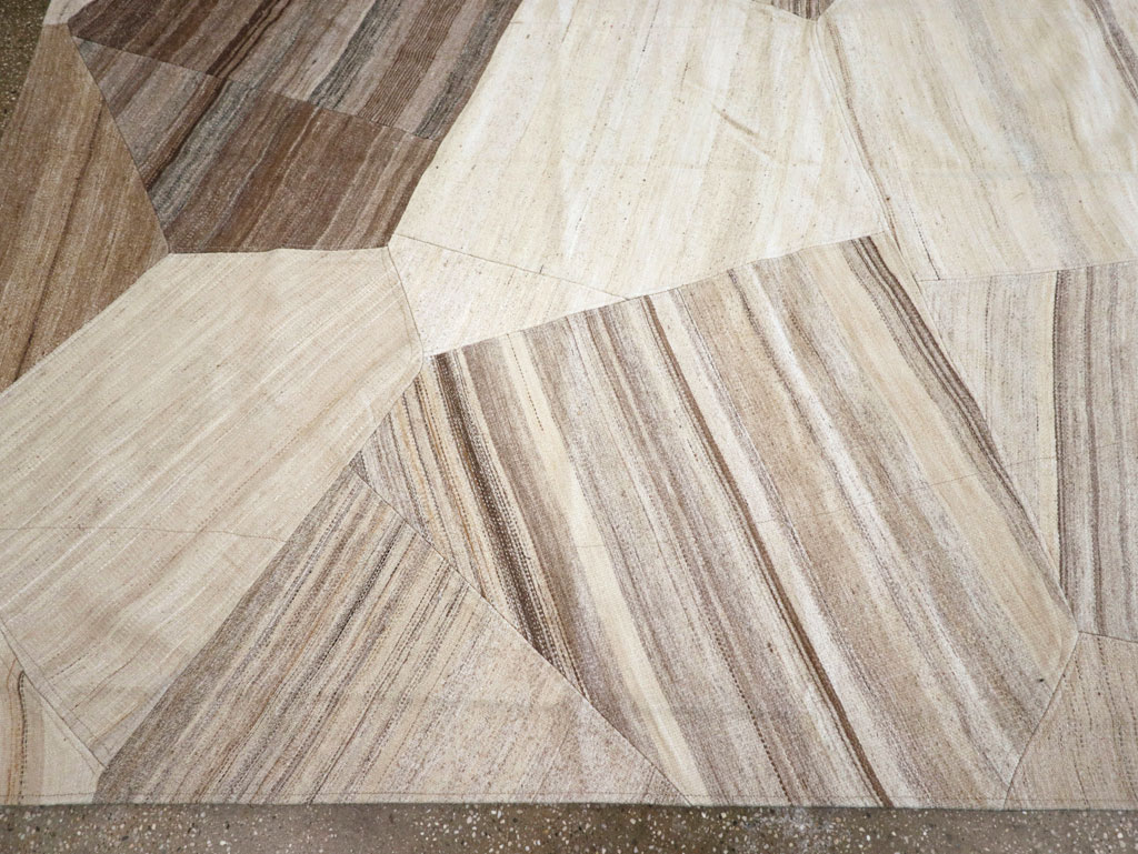 Contemporary Turkish Flatweave Patchwork Style Room Size Carpet, No.30969 - Galerie Shabab