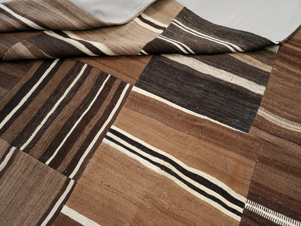 Modern Turkish Patchwork Flatweave Kilim, No.30970 - Galerie Shabab