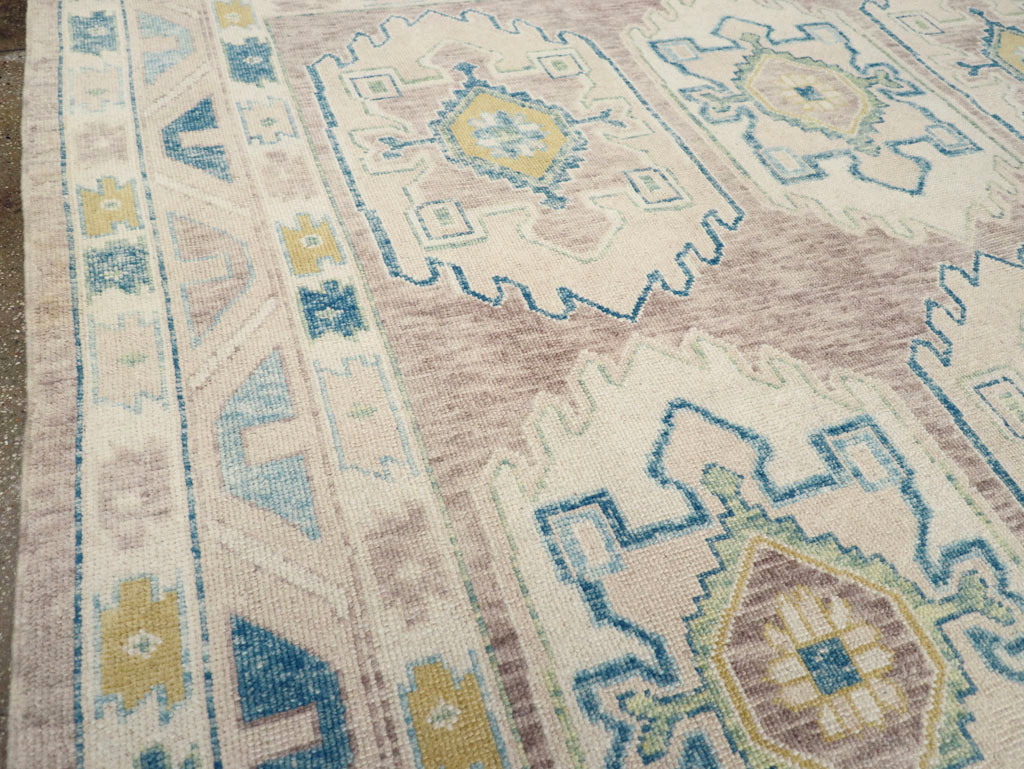 Contemporary Turkish Oushak Room Size Carpet, No.30982 - Galerie Shabab